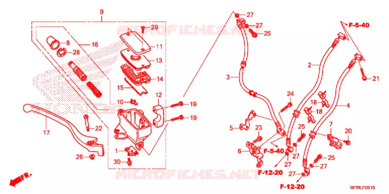 VOOR REM HOOFD CILINDER  Honda MOTO 1300 VT 2020  VT1300CXAL