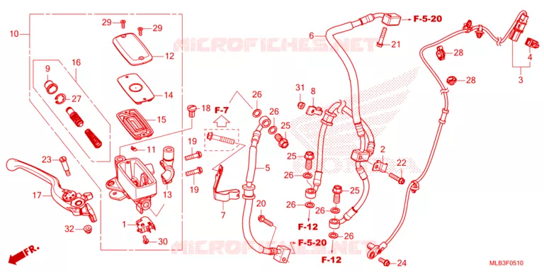 VOOR REM HOOFD CILINDER Honda MOTO 750 HORNET 2024  CB750AP