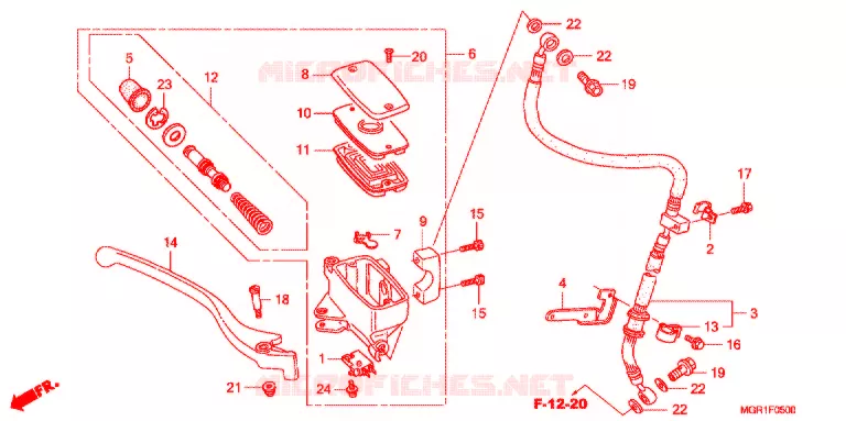 VOOR REM HOOFD CILINDER Honda MOTO 750 VT 2010  VT750SA_J