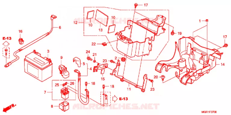 GEREEDSCHAP/ACCUVAK Honda MOTO 750 VT 2011  VT750SB