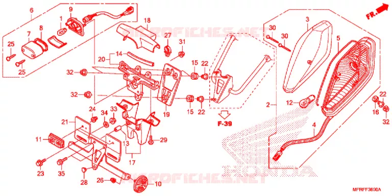 ACHTERLICHT/KENTEKEN LICHT (VT1300CR/CRA/CT/CTA) Honda MOTO 1300 VT 2018  VT1300CTAF